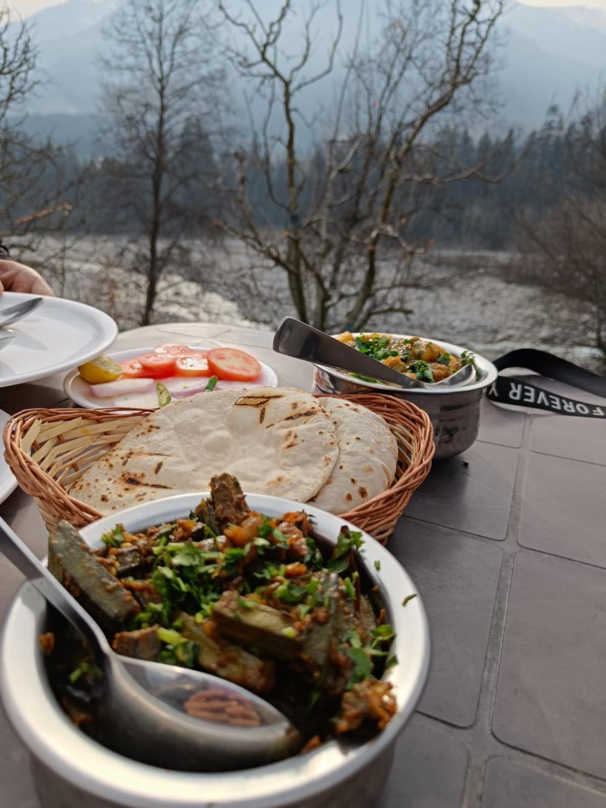 Lotus Retreat Villa Manali  Exterior photo