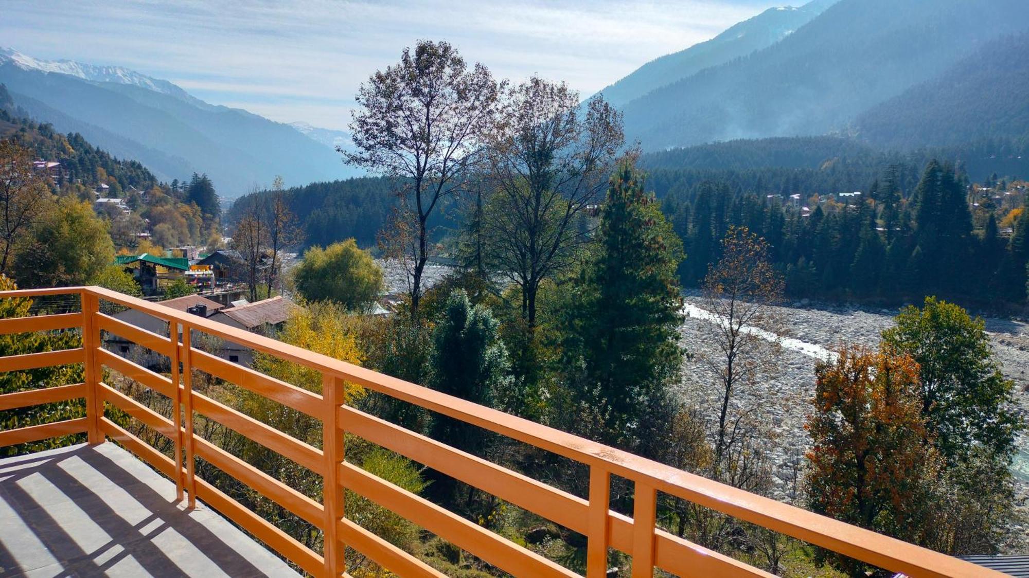 Lotus Retreat Villa Manali  Exterior photo