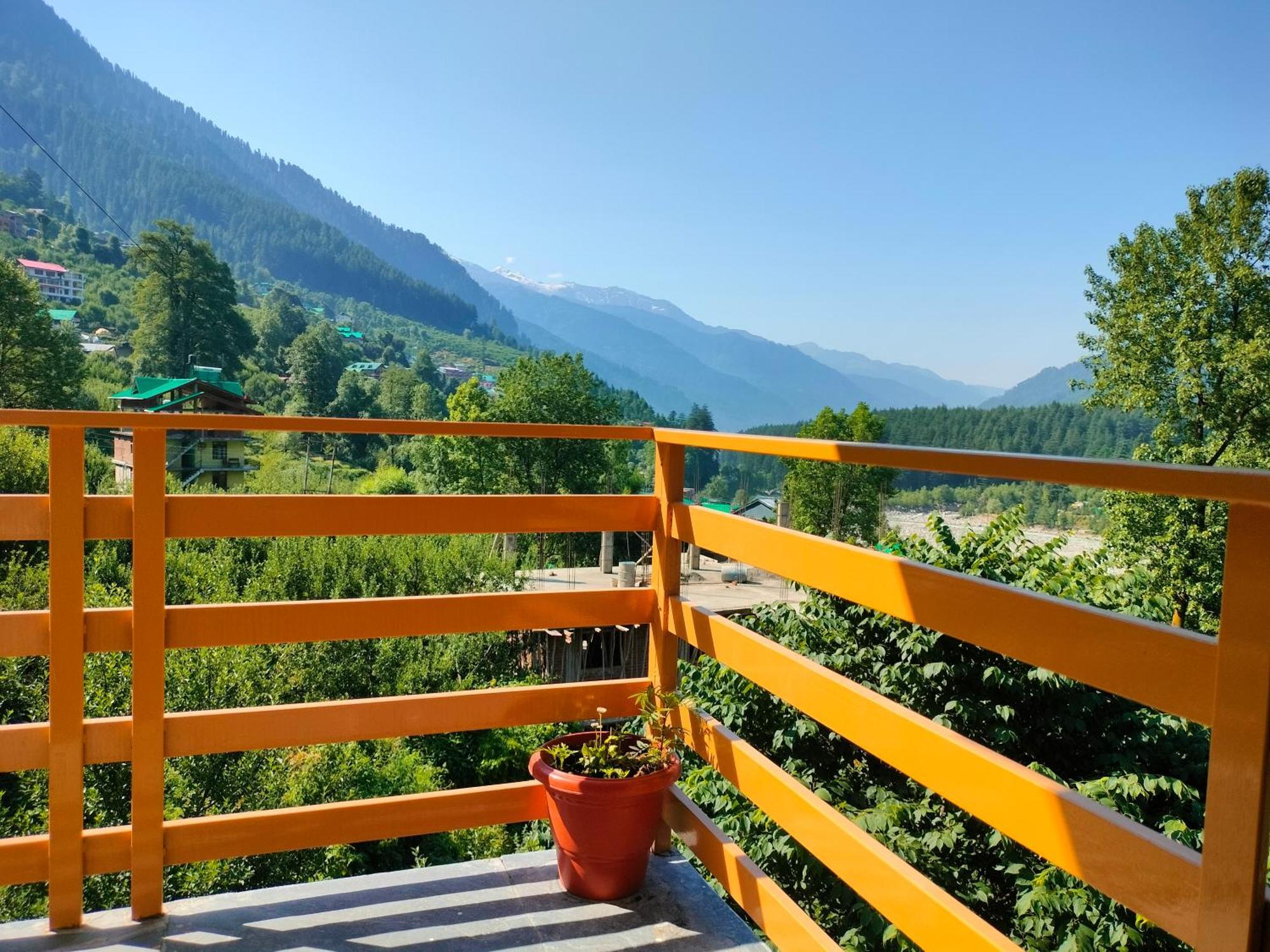 Lotus Retreat Villa Manali  Exterior photo